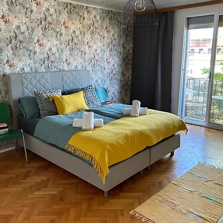 Apartment Moderne Mit 2 Balkonen, Self Check-in, Parking