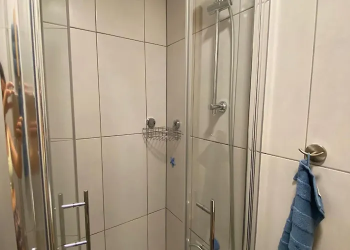 Moderne Mit 2 Balkonen, Self Check-in, Parking Apartment Graz