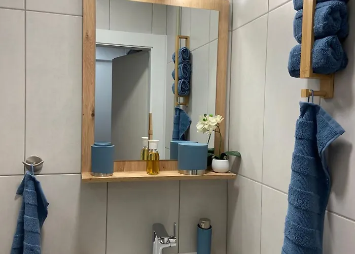 Moderne Mit 2 Balkonen, Self Check-in, Parking Graz