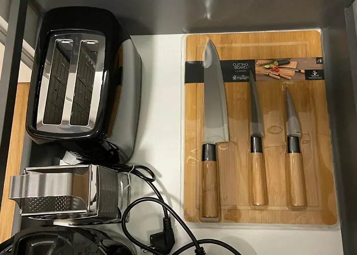 Apartment Moderne Mit 2 Balkonen, Self Check-in, Parking *