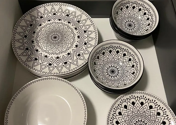 Apartment Moderne Mit 2 Balkonen, Self Check-in, Parking Graz