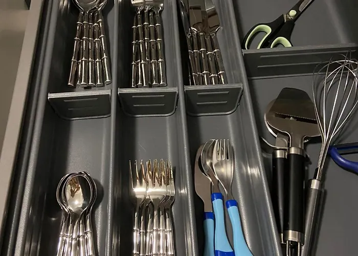 Apartment Moderne Mit 2 Balkonen, Self Check-in, Parking